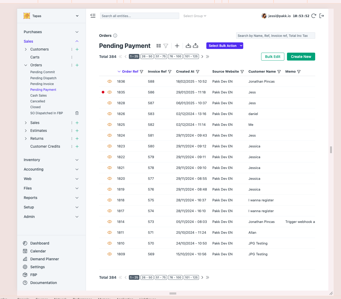 Pakk orders dashboard showing pending payments