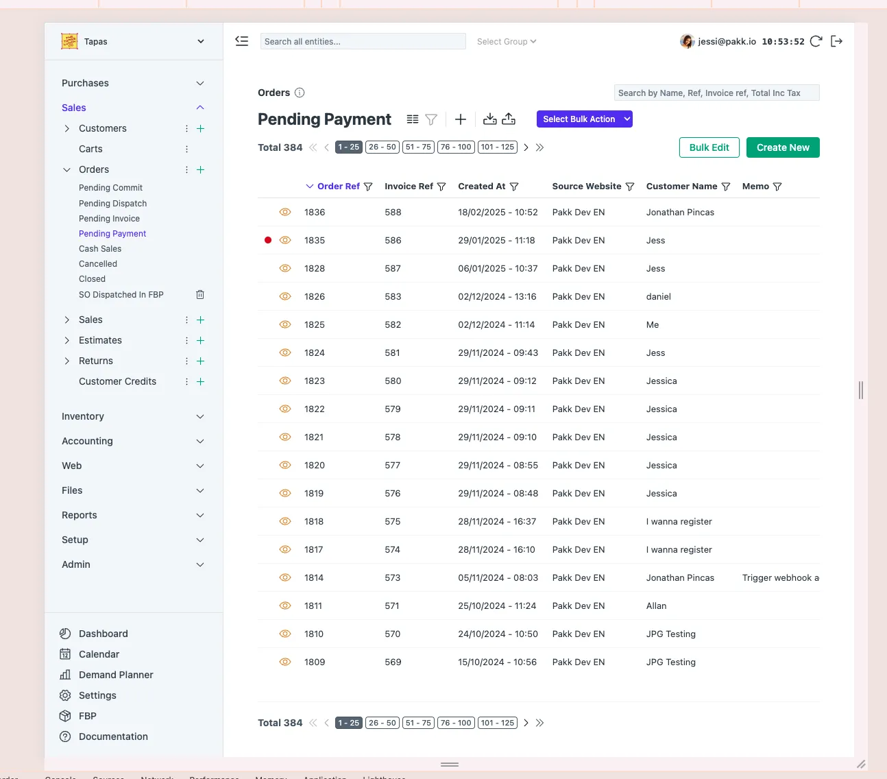 Pakk orders dashboard showing pending payments